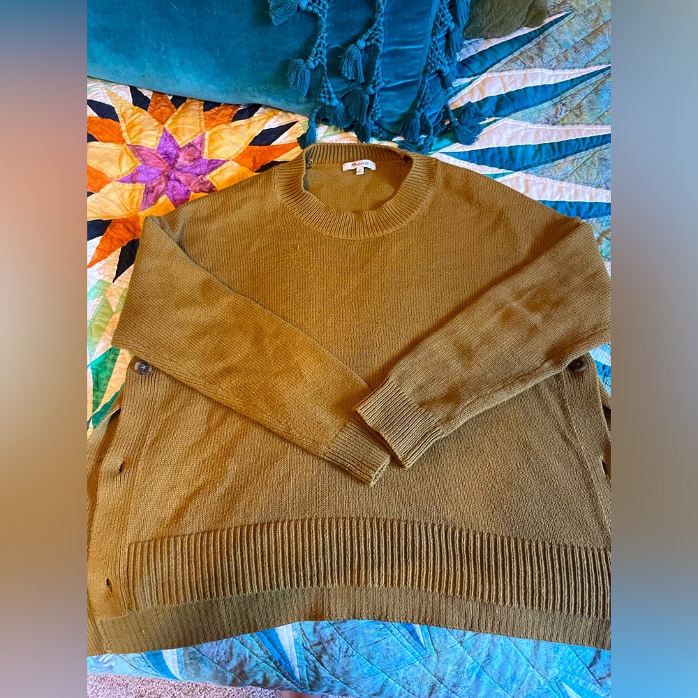 Madewell Olive Green Split Side Button Crew Pullover Sweater—size M